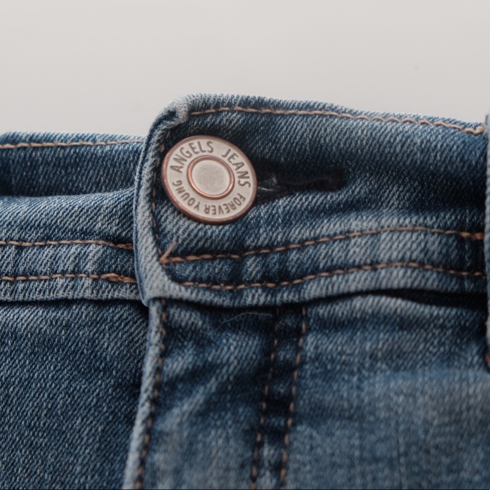 Angel Jeans Signature Retro Short